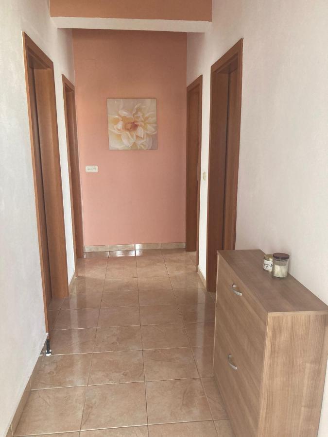 Apartment Danijela Vodice Bagian luar foto